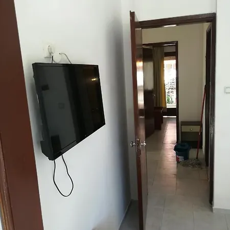 Nyaraló White Coral *